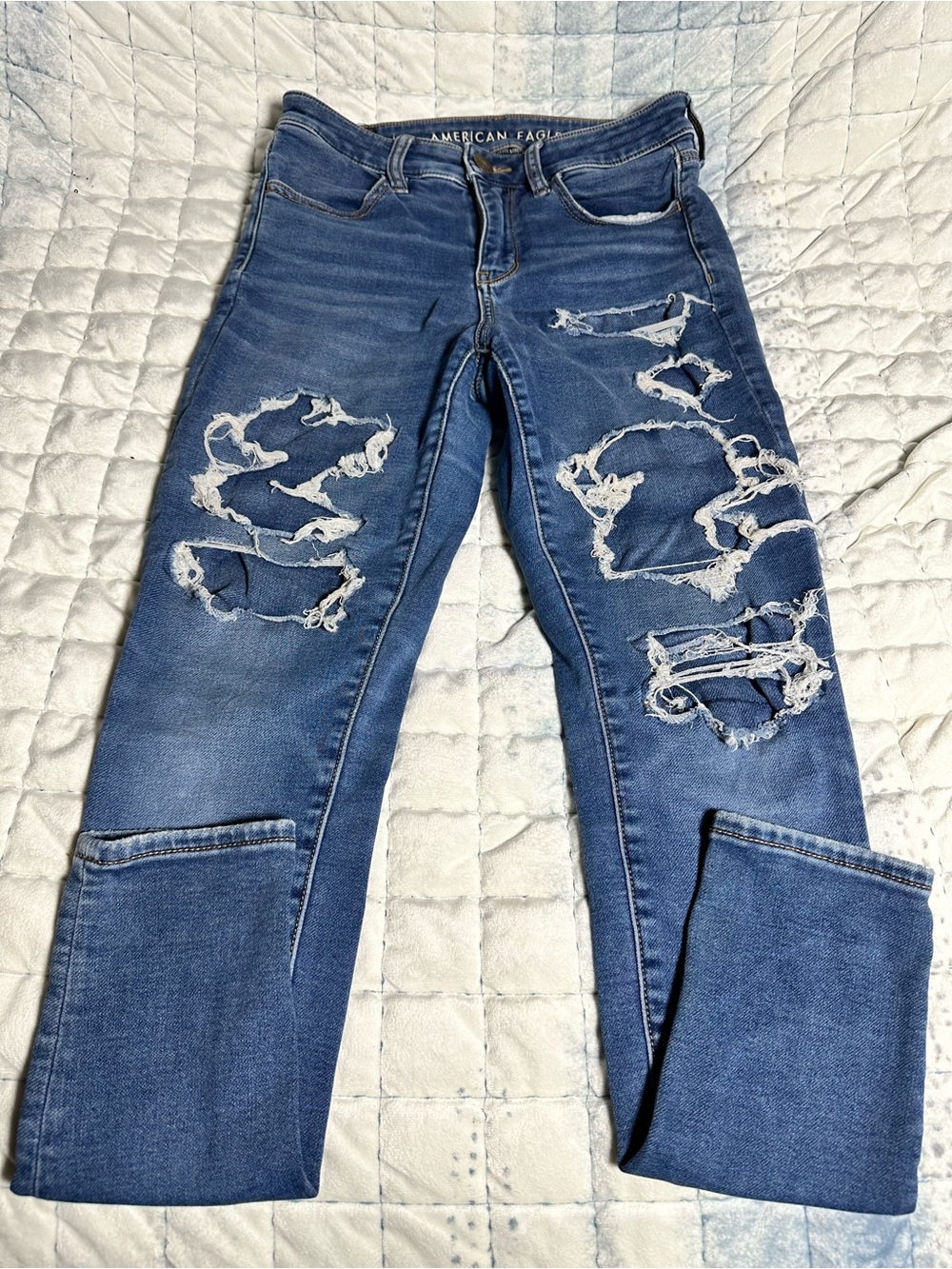 American Eagle Outfitters Blue Distressed Skinny Jeans
